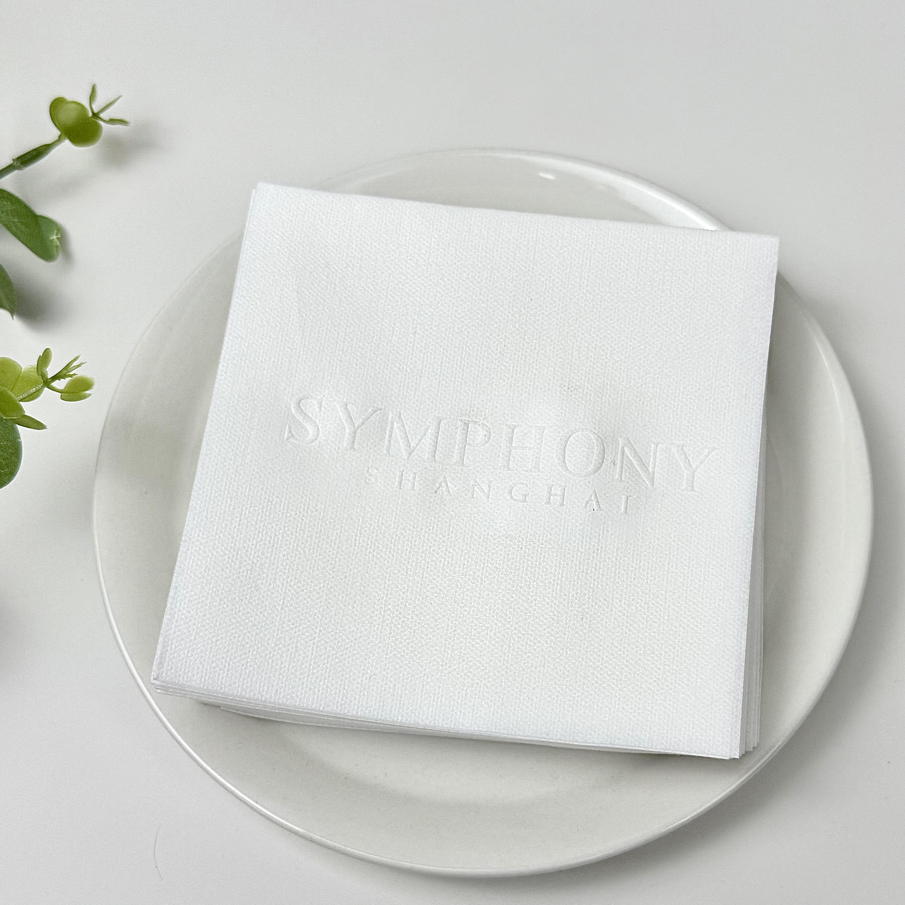 Serviettes Airlaid de support de gaufrage pour les cafés-boutiques Serviettes Airlaid de support de gaufrage pour les cafés-boutiques