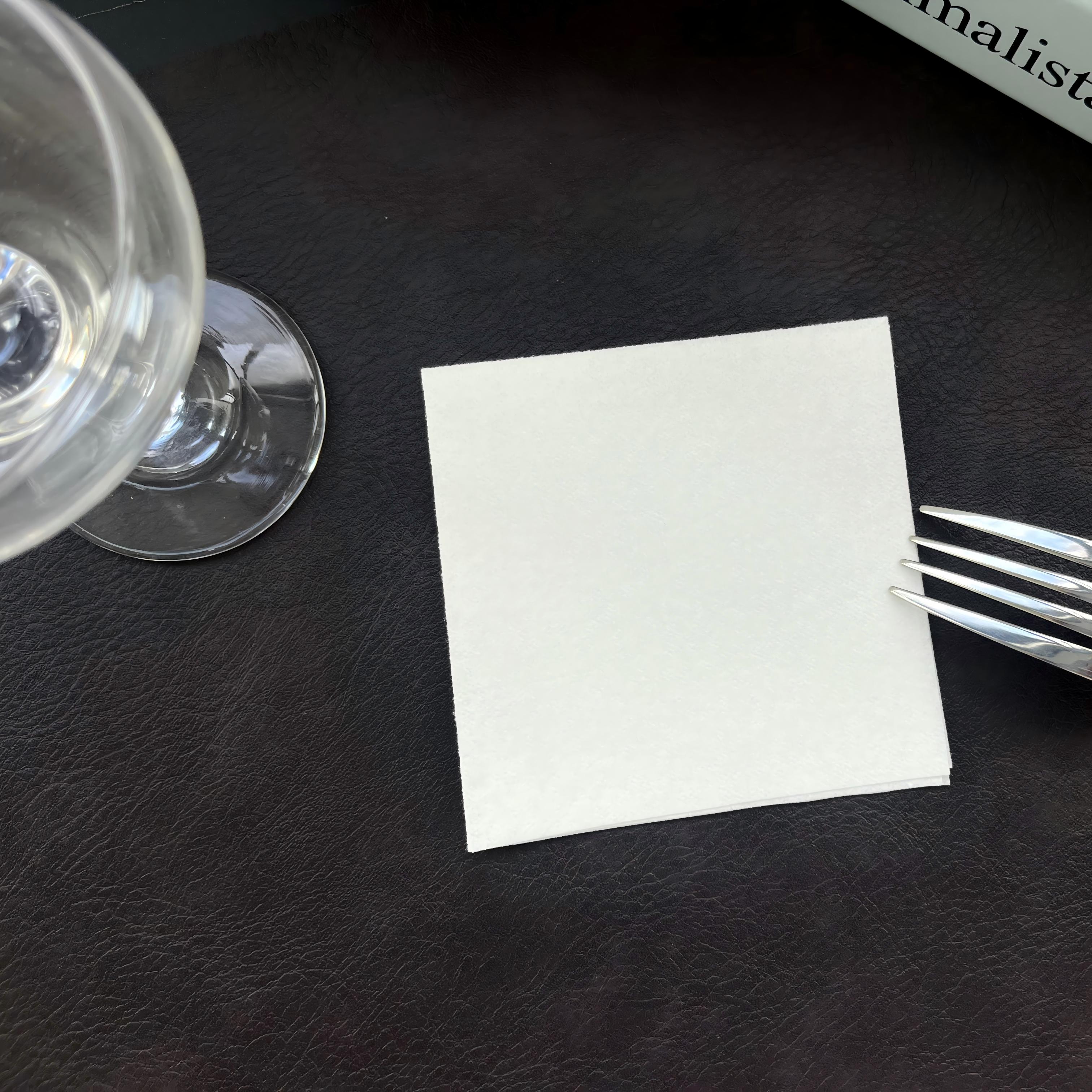 Serviette Airlaid carrée unie pour cocktail 20*20 Serviette Airlaid carrée unie pour cocktail 20*20